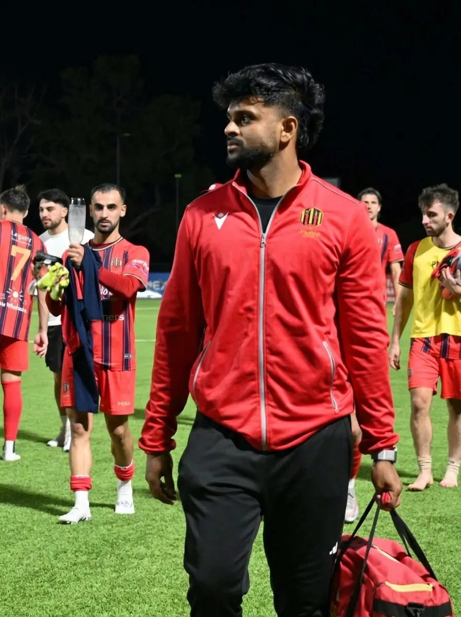 Cyriac Kallarakkal pitch-side with Mount Barker United